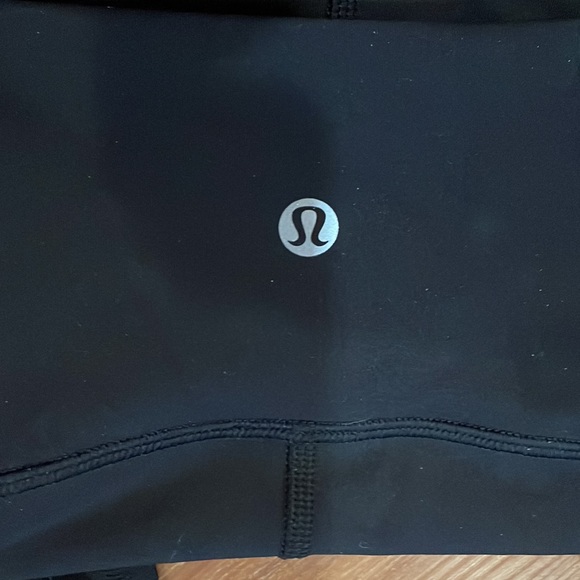 Black Lululemon Train Times High Rise Crop 21” - Picture 5 of 5